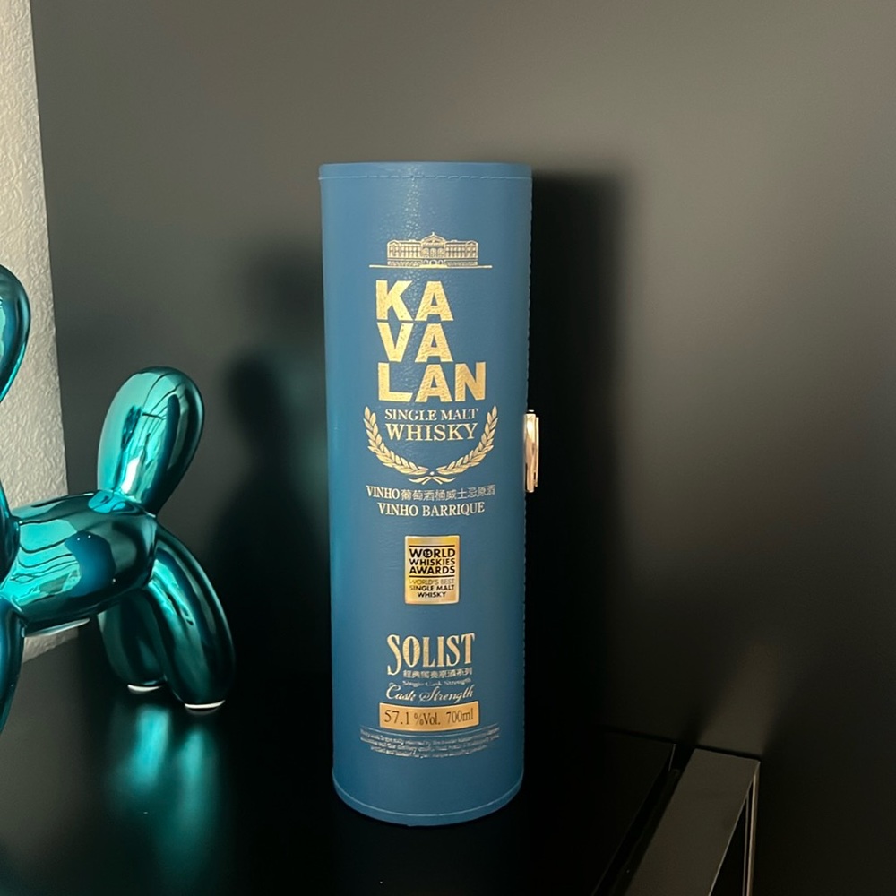 Ka Va LAN whisky bottle